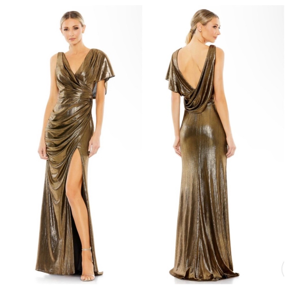 (192) BNWT MAC DUGGAL ASYMMETRICAL DRAPED TRUMPET GOWN #26986